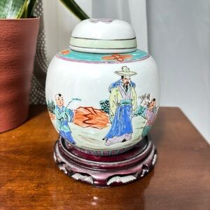 Vtg Antique CHINESE Asian Porcelain VASE Ginger Jar FAMILLE VERTE Children QING